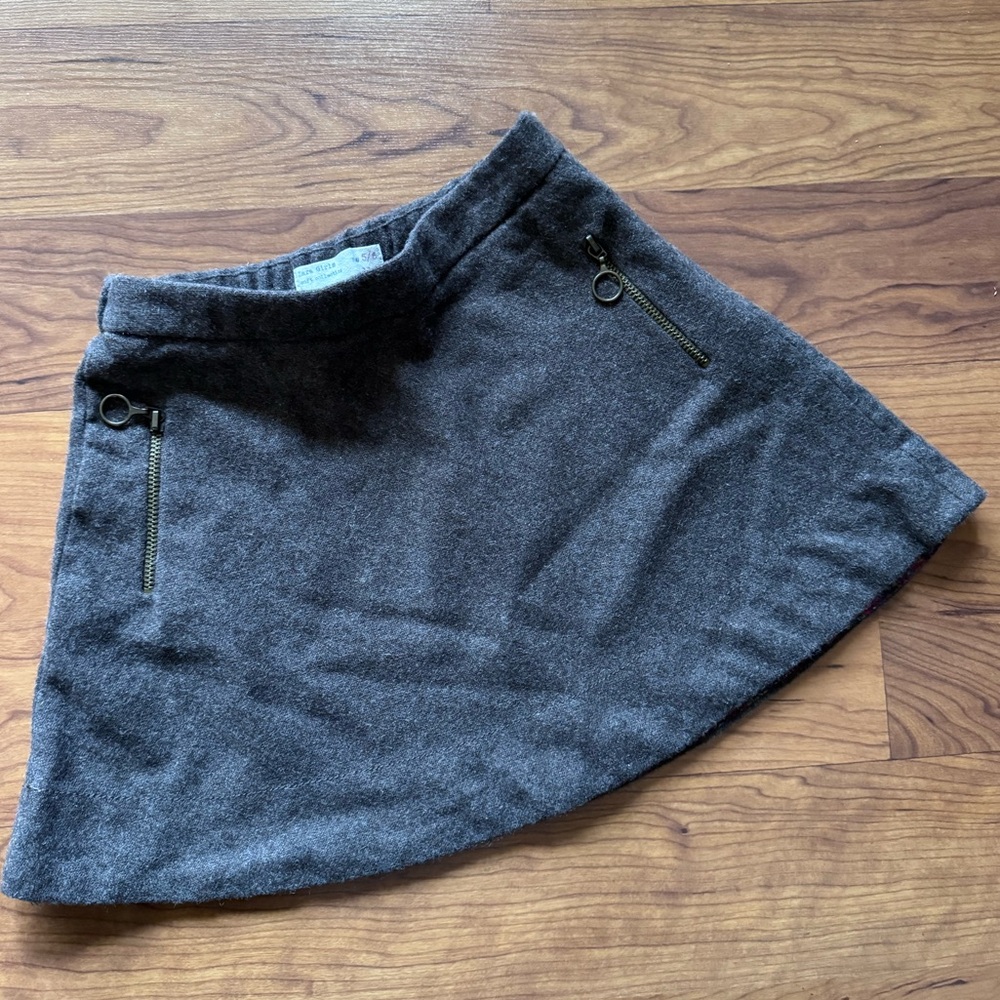 Zara brown wool skirt size 5-6